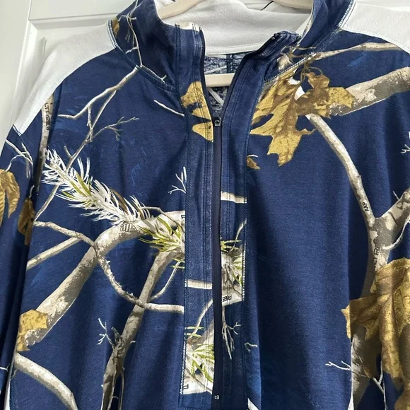 Women’s plus size 4X three quarter zip lightweight pullover navy camo print. - Picture 5 of 7